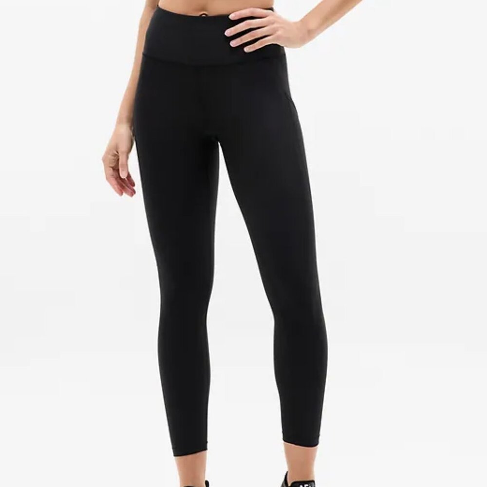 Athleta Interval Stash High Rise 7/8 Legging